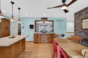 502 Nichols Rd, Monona, WI 53716 - Photo 10