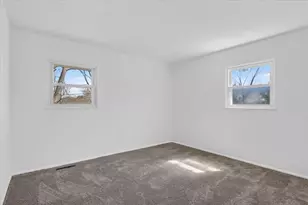 2043 Linway Dr, Beloit, WI 53511 - Photo 26