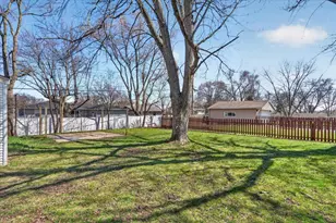 2043 Linway Dr, Beloit, WI 53511 - Photo 52