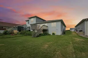450 Concord Dr, Oregon, WI 53575 - Photo 2