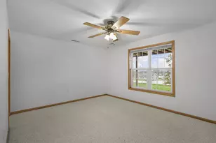 6309 Kilpatrick Ln, Madison, WI 53718 - Photo 14