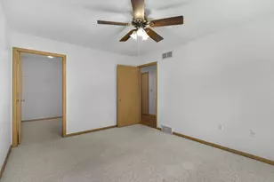 6309 Kilpatrick Ln, Madison, WI 53718 - Photo 26