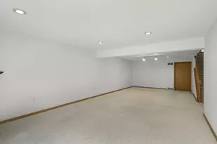 6309 Kilpatrick Ln, Madison, WI 53718 - Photo 30