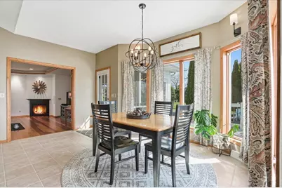 3034 Saddle Brooke Trail, Sun Prairie, WI 53590 - Photo 12