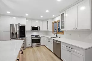 5566 Mary Lake Rd, Waunakee, WI 53597 - Photo 10