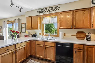 422 Oakwood Drive, Oregon, WI 53575 - Photo 12