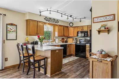 422 Oakwood Drive, Oregon, WI 53575 - Photo 10