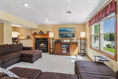 422 Oakwood Drive, Oregon, WI 53575 - Photo 38
