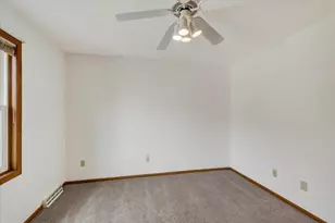 422 Oakwood Dr, Oregon, WI 53575 - Photo 34