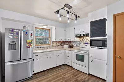 5 S Lexington Drive, Janesville, WI 53545 - Photo 12