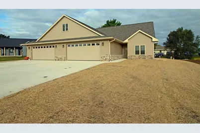 539 Spring Street, Spring Green, WI 53588 - Photo 2