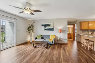 202 Douglas Dr, Brooklyn, WI 53521 - Photo 6