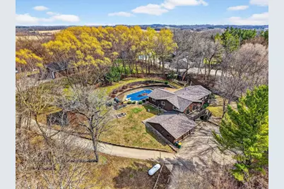 2934 County Rd W, Deerfield, WI 53531 - Photo 1