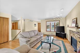 453 Cherry Hill Dr, Madison, WI 53717 - Photo 8