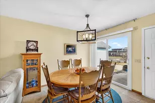 453 Cherry Hill Dr, Madison, WI 53717 - Photo 10