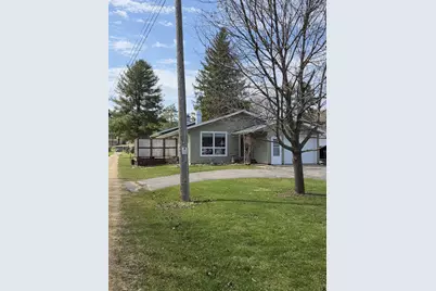 1820 Allison Park Drive, Richland Center, WI 53581 - Photo 4