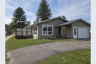 1820 Allison Park Drive, Richland Center, WI 53581 - Photo 1