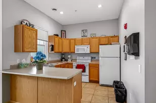 6402 Milwaukee St, Madison, WI 53718 - Photo 28