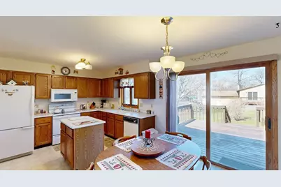 1321 Jamesway, Fort Atkinson, WI 53538 - Photo 6