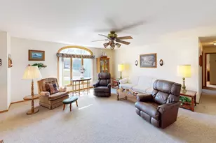 1321 Jamesway, Fort Atkinson, WI 53538 - Photo 4