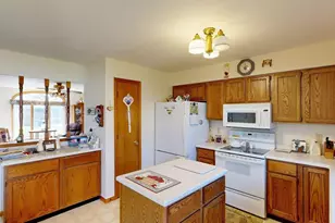 1321 Jamesway, Fort Atkinson, WI 53538 - Photo 8