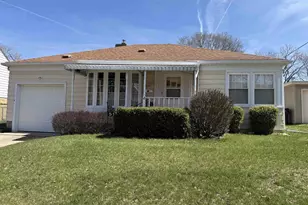 517 Moore St, Beloit, WI 53511 - Photo 2