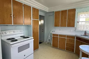 517 Moore St, Beloit, WI 53511 - Photo 8