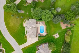 1500 E Bristlecone Dr, Hartland, WI 53029 - Photo 62