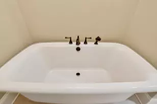 1500 E Bristlecone Dr, Hartland, WI 53029 - Photo 24