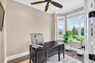 1500 E Bristlecone Dr, Hartland, WI 53029 - Photo 6