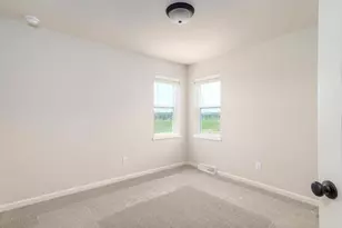 5299 Athlone Rd, Fitchburg, WI 53711 - Photo 12