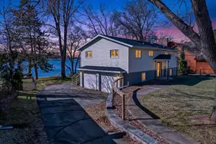 W5605 Island Dr, Pardeeville, WI 53954 - Photo 2