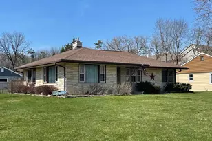 W240N6291 Maple Ave, Sussex, WI 53089 - Photo 2