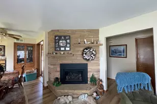 W240N6291 Maple Ave, Sussex, WI 53089 - Photo 12