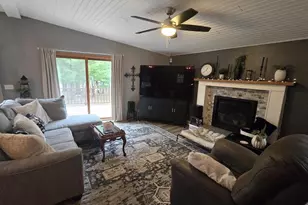 103 Lake Shore Dr, Lake Delton, WI 53965 - Photo 6