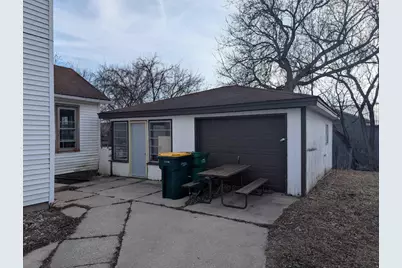 404 Stoughton Road, Edgerton, WI 53534 - Photo 2