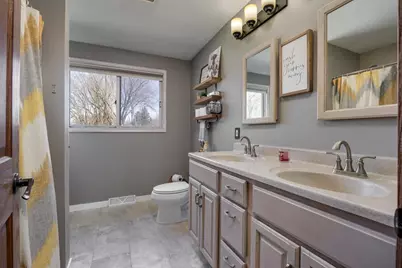 4709 Hamlet Place, Madison, WI 53714 - Photo 12