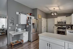 4709 Hamlet Pl, Madison, WI 53714 - Photo 10