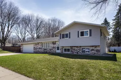 4709 Hamlet Place, Madison, WI 53714 - Photo 2
