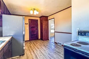1609 Mary St, Marinette, WI 54143 - Photo 8