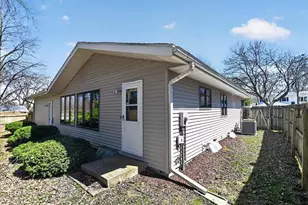 2502 Janie Ln, Madison, WI 53711 - Photo 34