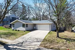 2502 Janie Ln, Madison, WI 53711 - Photo 2