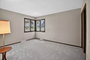 2502 Janie Ln, Madison, WI 53711 - Photo 24