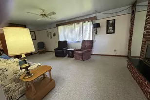 1964 Masters St, Beloit, WI 53511 - Photo 6