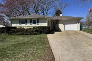 1964 Masters St, Beloit, WI 53511 - Photo 2