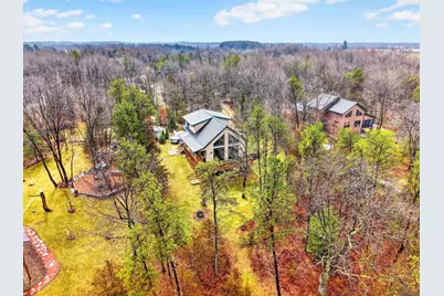 W8510 Lake Point Court, Oxford, WI 53952 - Photo 10