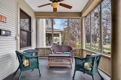 2121 West Lawn Avenue, Madison, WI 53711 - Photo 2