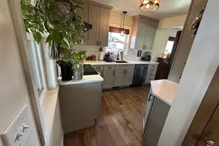 5009 E Buckeye Rd, Madison, WI 53716 - Photo 14