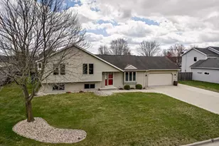 126 Albert Cir, Belleville, WI 53508 - Photo 2
