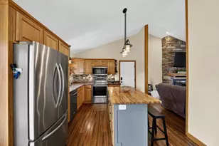 126 Albert Cir, Belleville, WI 53508 - Photo 12